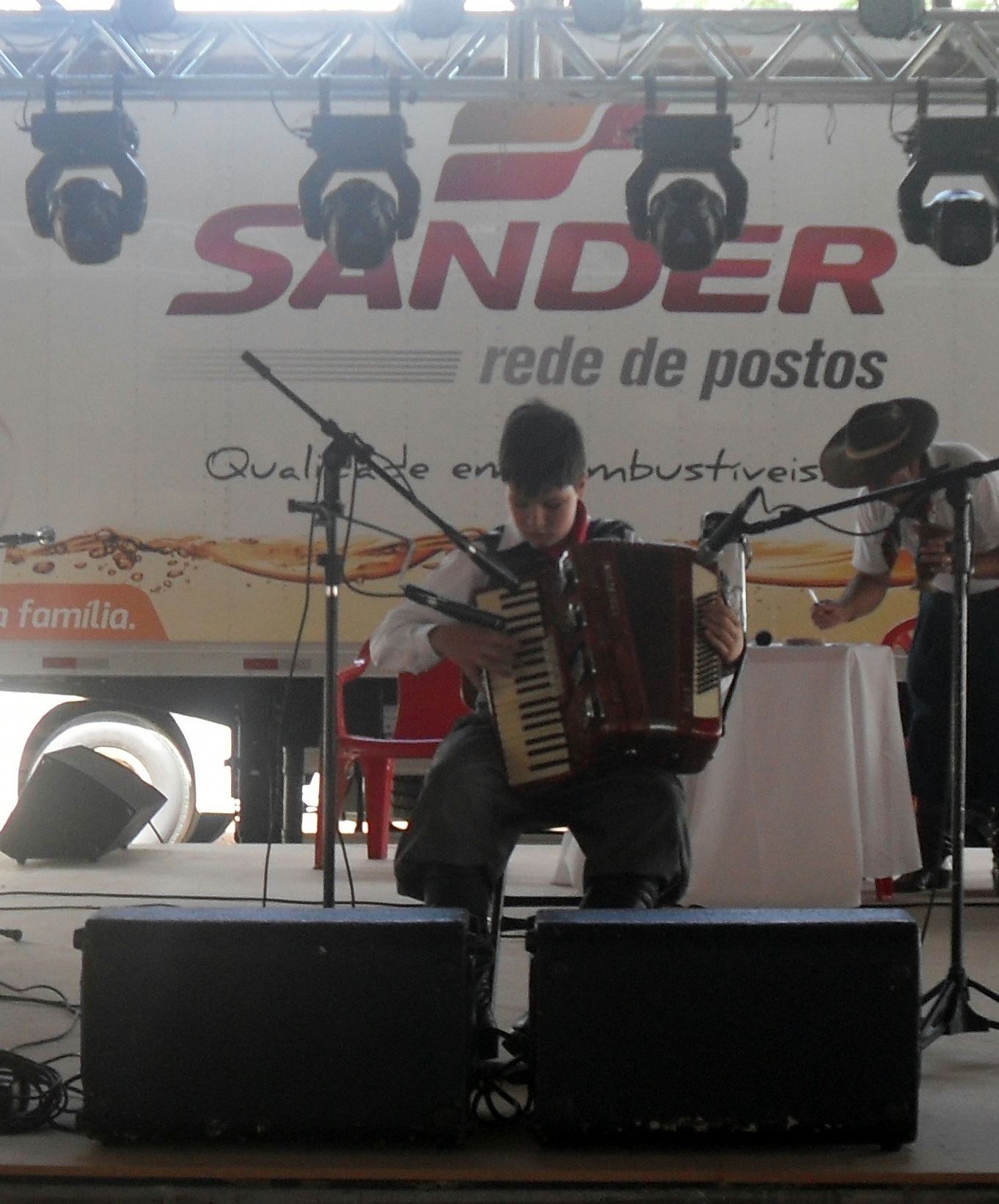 Gaiteiro Lucas Cassaneli de Vila Maria é destaque no Rodeio de Marau