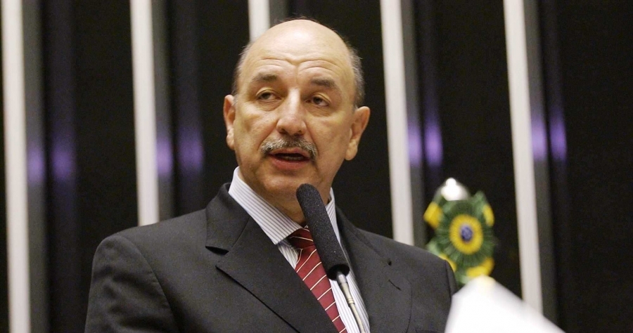 POLÍTICA: Ministro afirma que cerca de R$2 bilhões do Bolsa Família são destinados a quem não precisa