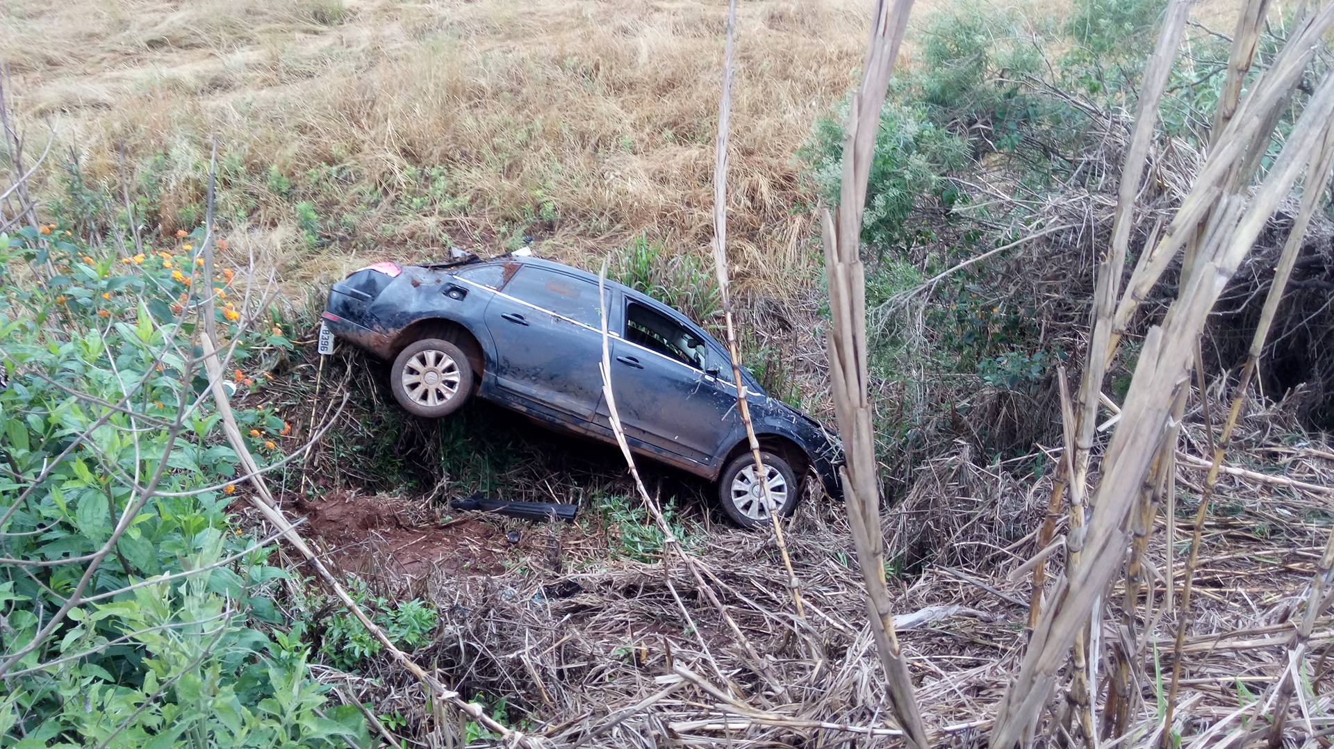 TRÂNSITO: Acidente na Perimetral de Marau deixa cinco pessoas feridas