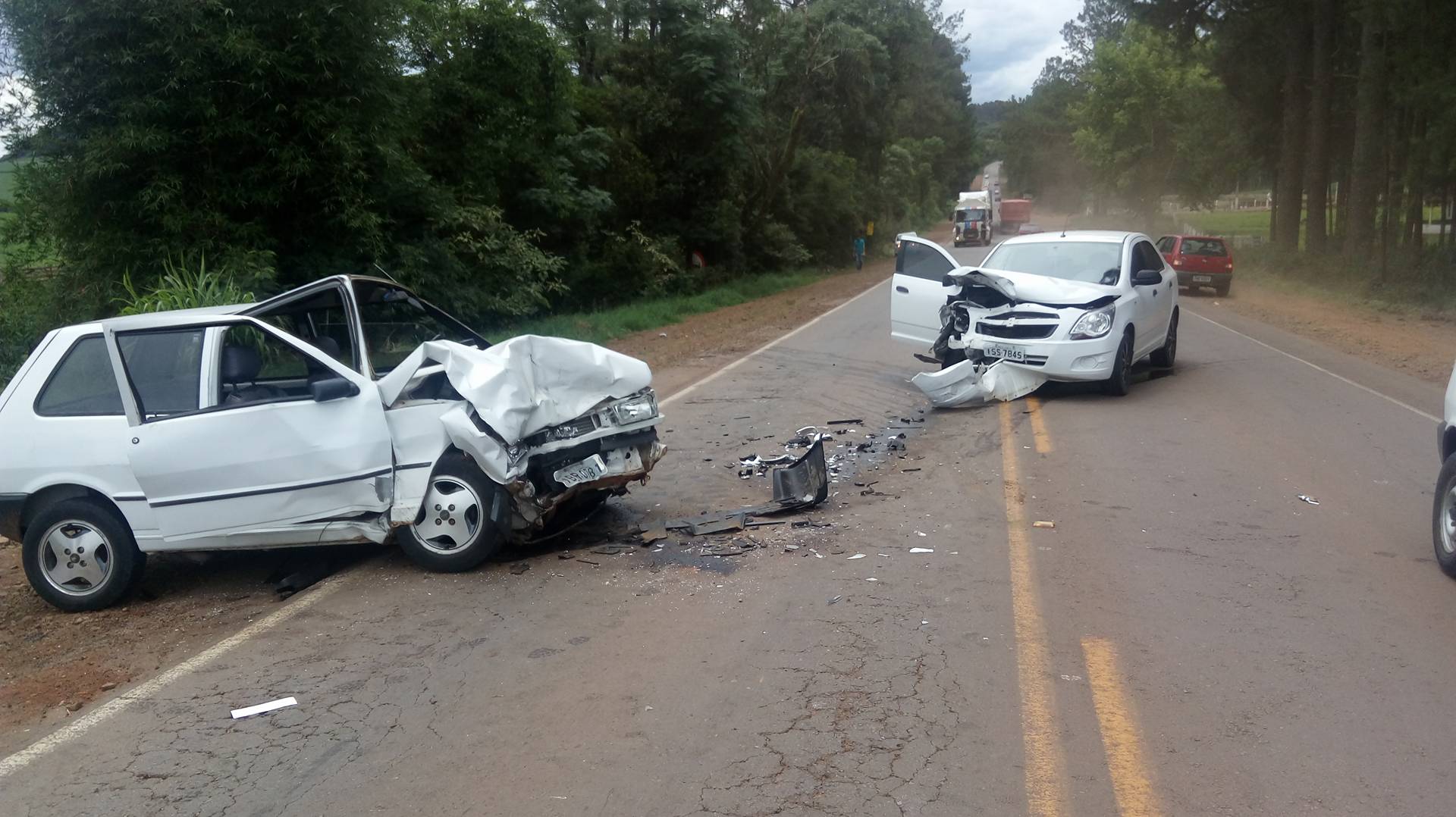TRANSITO: Acidente deixa quatro pessoas feridas entre Marau e Vila Maria