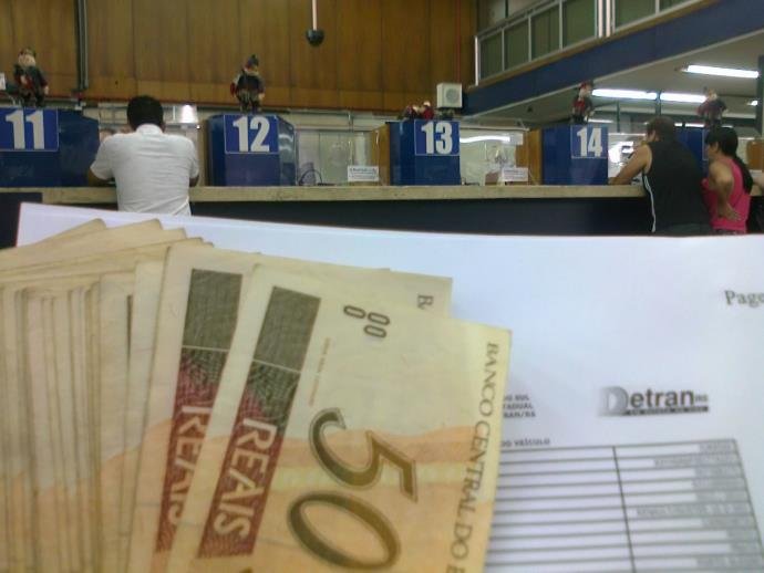 TRIBUTOS: RS recolhe menos que o projetado com antecipação do IPVA