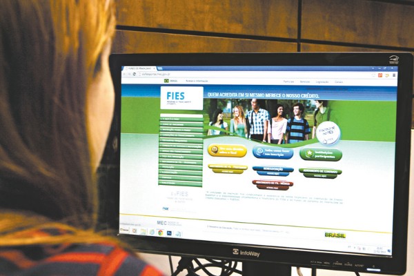 ENSINO: Estudantes têm até esta sexta-feira para se inscrever no Fies