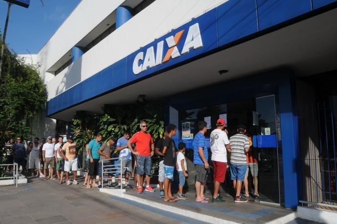 ECONOMIA: Mais de 4,8 milhões de trabalhadores poderão sacar o FGTS a partir do dia 10