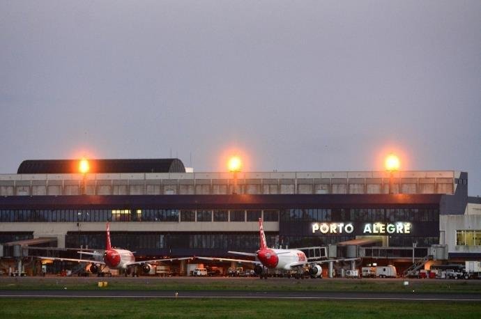 ECONOMIA: Aeroporto Salgado Filho é leiloado por R$ 290 milhões