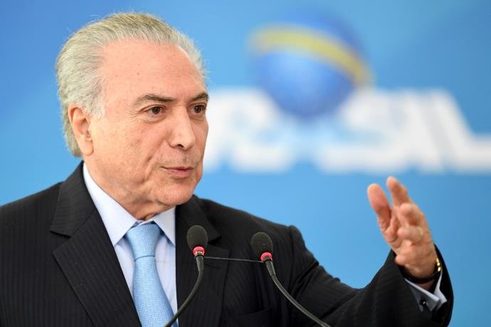 POLÍTICA: Temer sanciona lei que libera a terceirização em todas as atividades