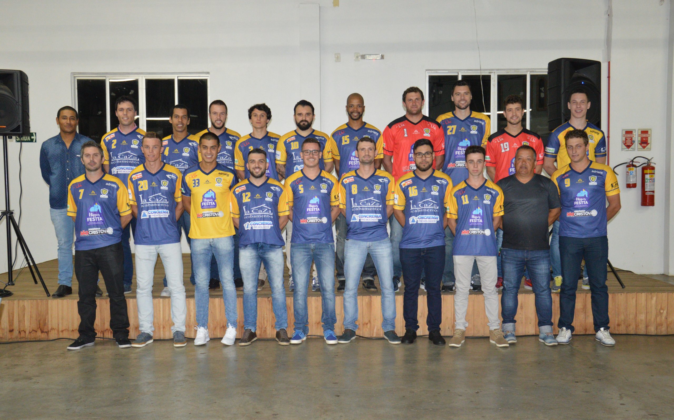 ESPORTE: XV de Novembro apresenta equipe para a disputa da Série Bronze 2017