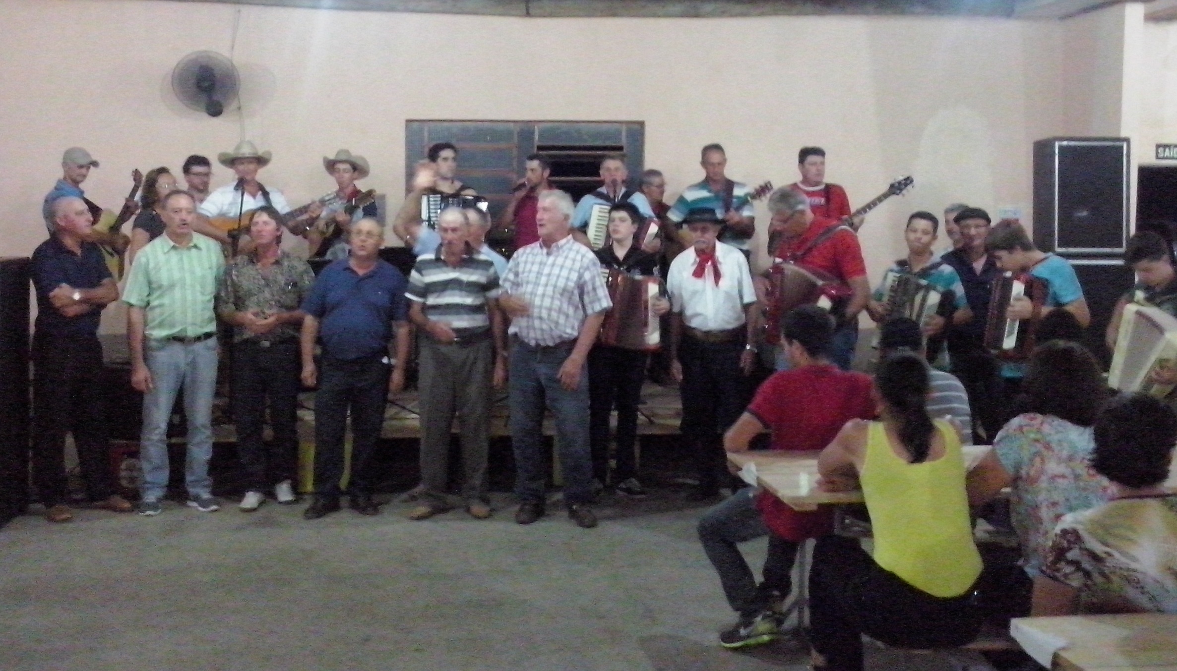 Linha 24 recebe o 3º Encontro de Gaiteiros, violeiros, cantores amadores e convidados