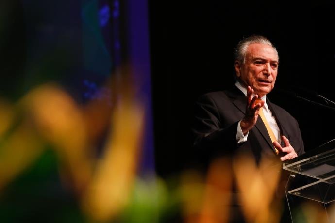 POLÍTICA: Temer sanciona sem vetos recuperação fiscal dos Estados
