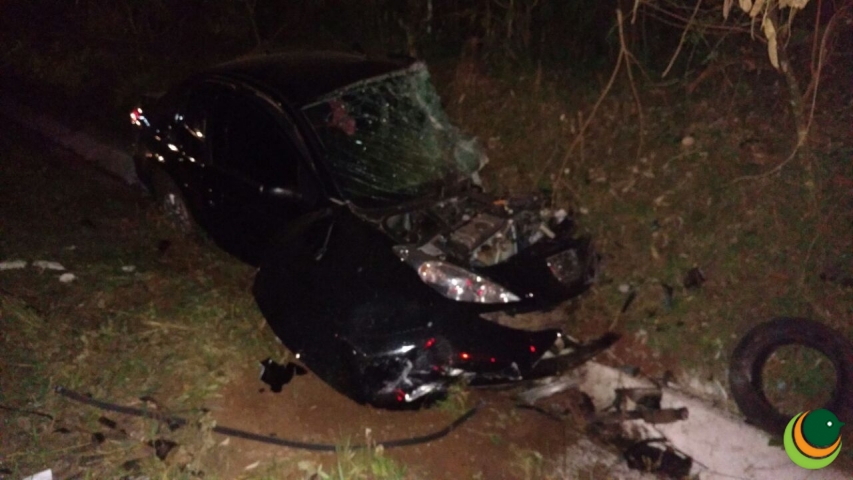 Colisão frontal deixa um morto e um ferido em Pontão
