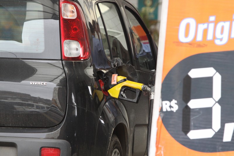 Petrobras reduz preço da gasolina em 0,6% e do diesel em 0,7%