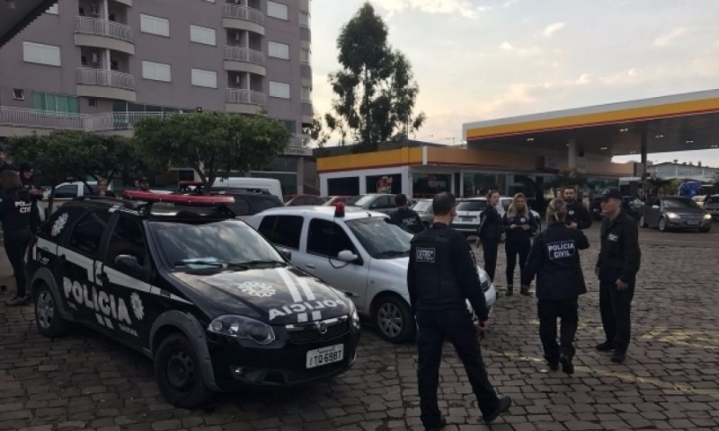 POLÍCIA: Policiais de Marau participam de megaoperação da Defrec