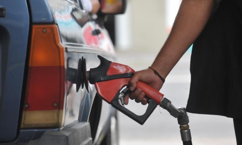 ECONOMIA: Combustíveis aumentam a partir de segunda com alta no preço para cálculo do ICMS