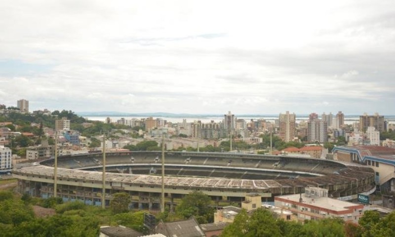ESPORTE: Situação de abandono do Olímpico preocupa moradores em Porto Alegre