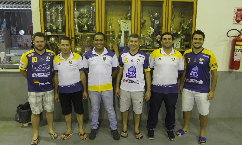 ESPORTE: XV de Novembro de Vila Maria apresenta plantel de 2018