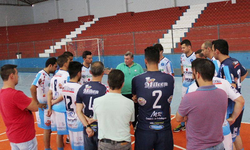 AMF busca jovens talentos para a equipe principal