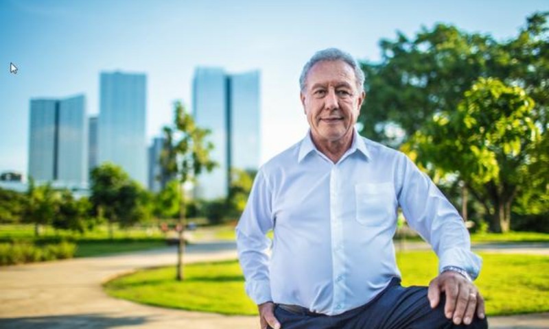Francisco Turra está internado na UTI do Hospital Albert Einstein
