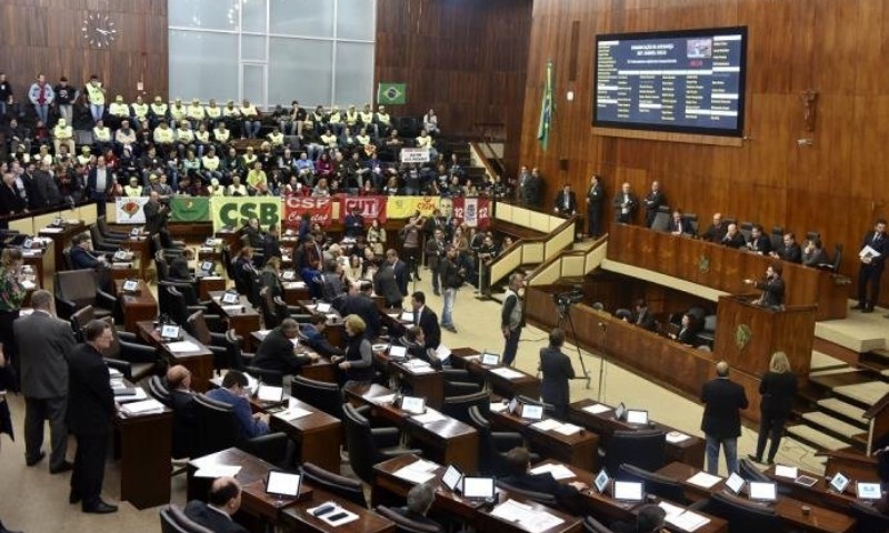 POLÍTICA: AL rejeita projeto para plebiscito para discutir privatização de estatais