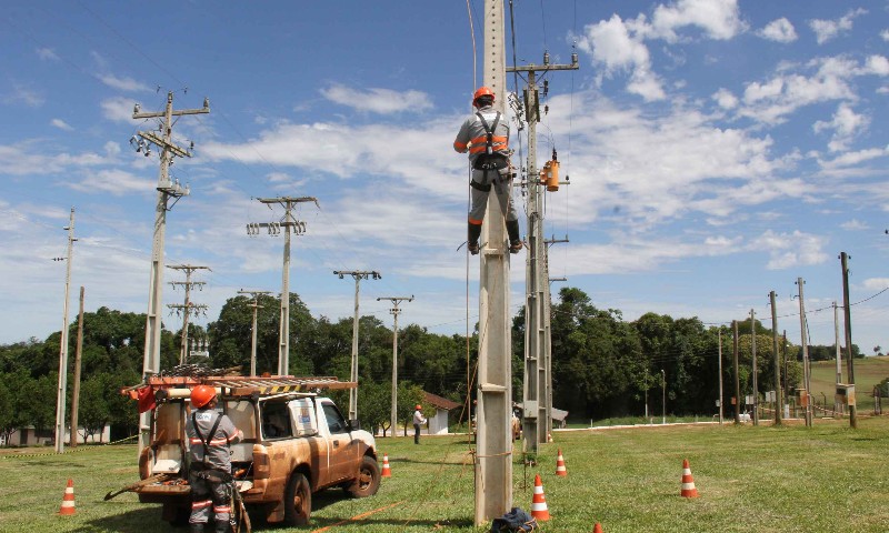 ENERGIA: ANEEL determina reajuste nas faturas de energia da Coprel