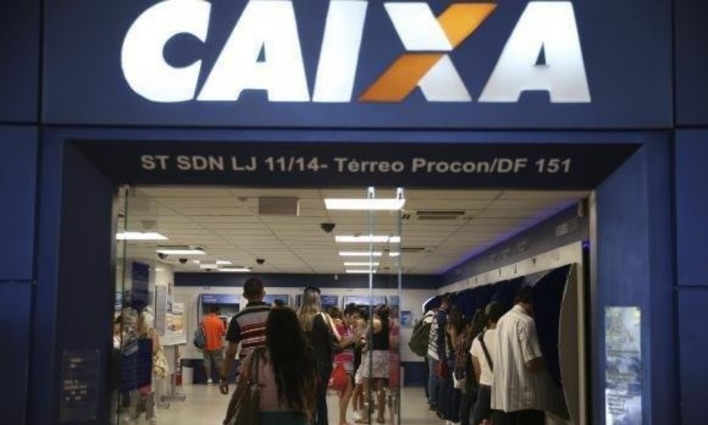 Agências da Caixa abrirão mais cedo para atender cotistas do PIS