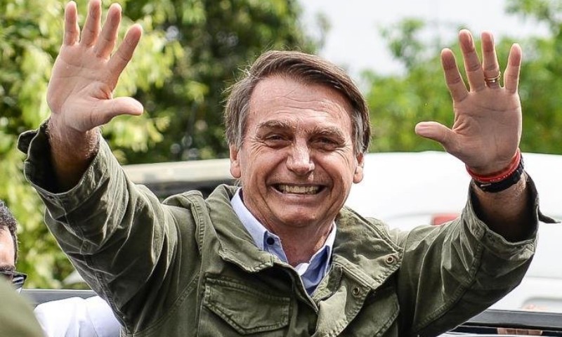 POLÍTICA: Jair Bolsonaro é eleito presidente do Brasil