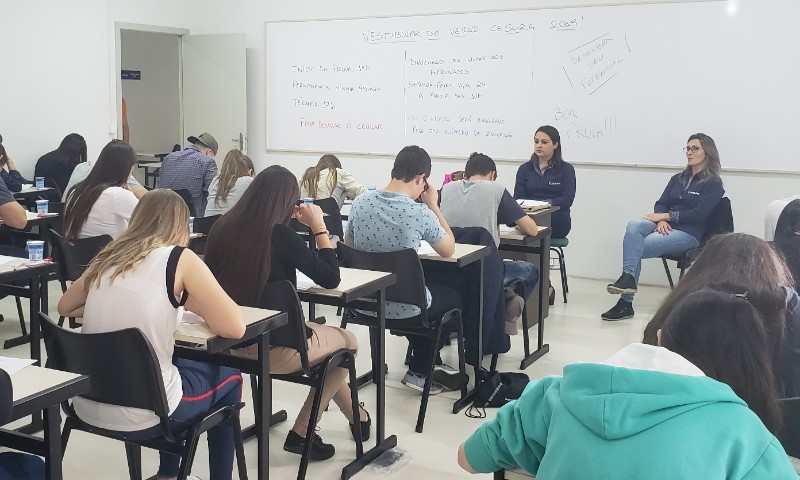 Vestibular: Candidatos realizam provas do Vestibular de Verão 2019 CESURG