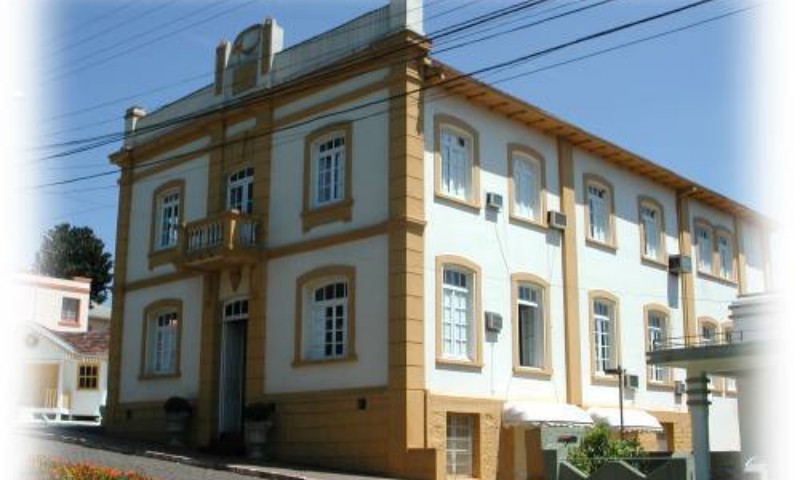 REGIÃO: FAMURS orienta e Prefeitura de Marau fará turno único por 60 dias