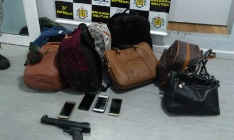 POLÍCIA: Ônibus com estudantes de Casca é alvo de assalto em Passo Fundo