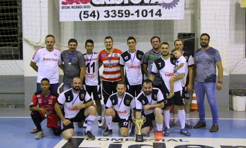 Bell Star/Lat. Santa Tereza é a grande campeã do Campeonato Municipal de Futsal de Vila Maria