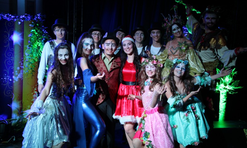 Abertura do Natal reúne grande público em Vila Maria