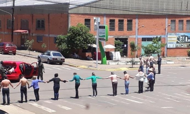 Seis assaltantes de agências bancárias em Ibiraiaras são mortos em confronto com a polícia