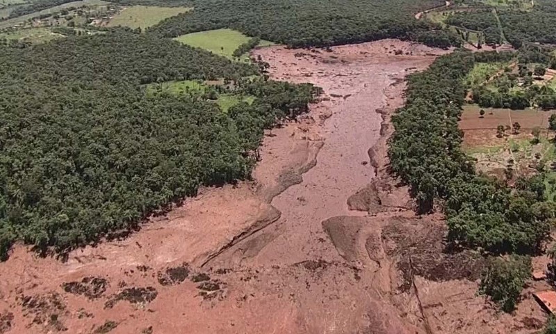 Funcionários da Vale e engenheiros que atestaram segurança de barragem são presos