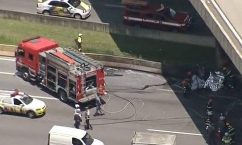 Jornalista Ricardo Boechat morre em queda de helicóptero em São Paulo