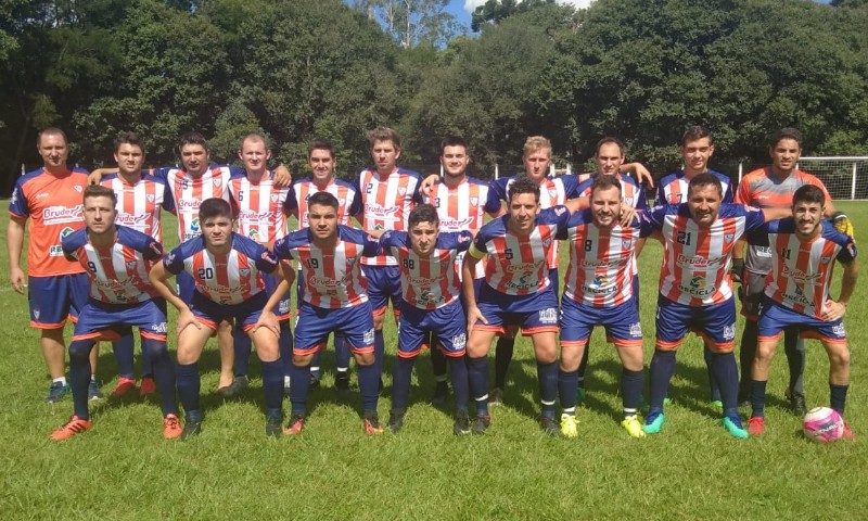 FUTEBOL AMADOR: Sevila FC goleia em clássico municipal