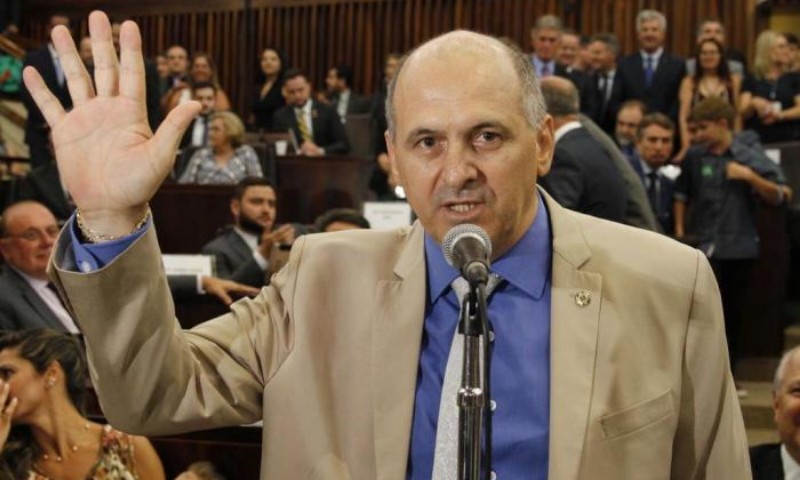 POLÍTICA: Deputado do PTB desiste de assumir Secretaria de Desenvolvimento Econômico e Turismo