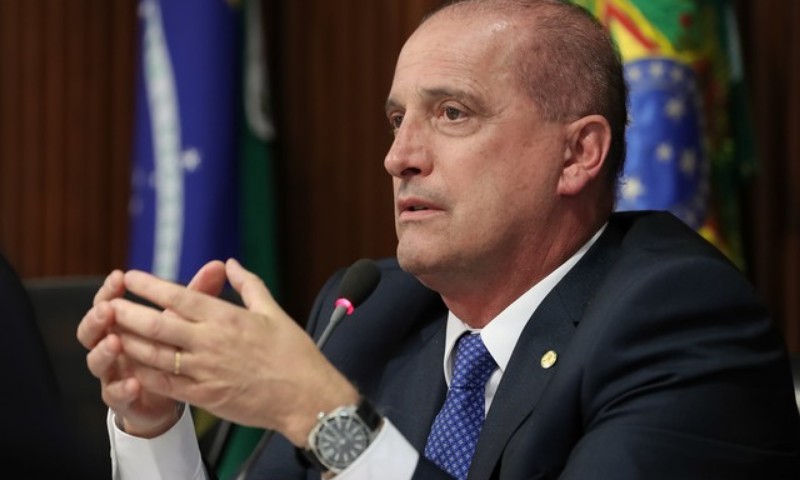 Saque do FGTS terá limite de R$ 500 por conta e vai começar em agosto, diz Onyx