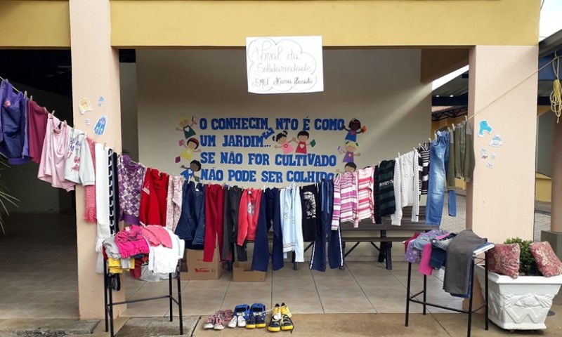 EMEF Maria Busato promove o Varal da Solidariedade