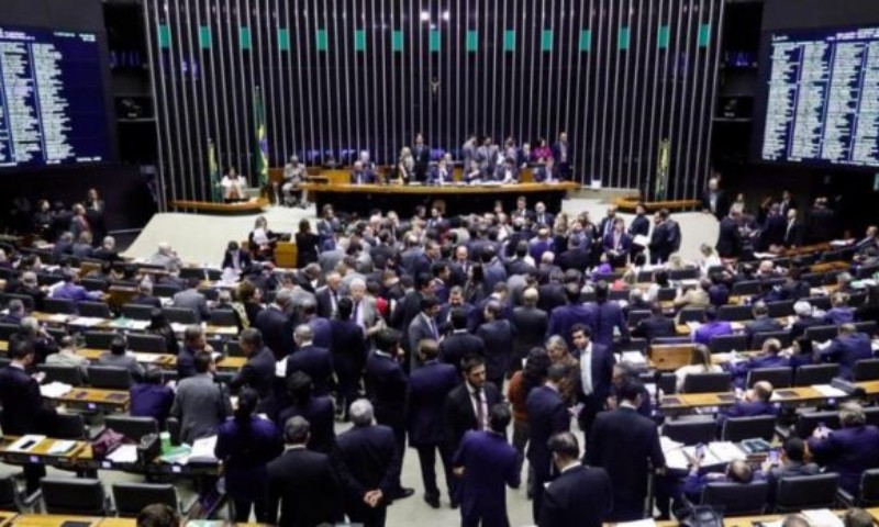 Votação da reforma da Previdência em segundo turno deve começar nesta terça (06)