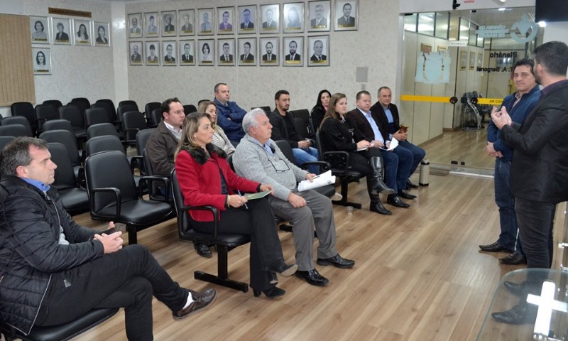 REGIÃO: Encontro no Legislativo Marauense esclarece dúvidas sobre repasse de recurso para a Expomarau