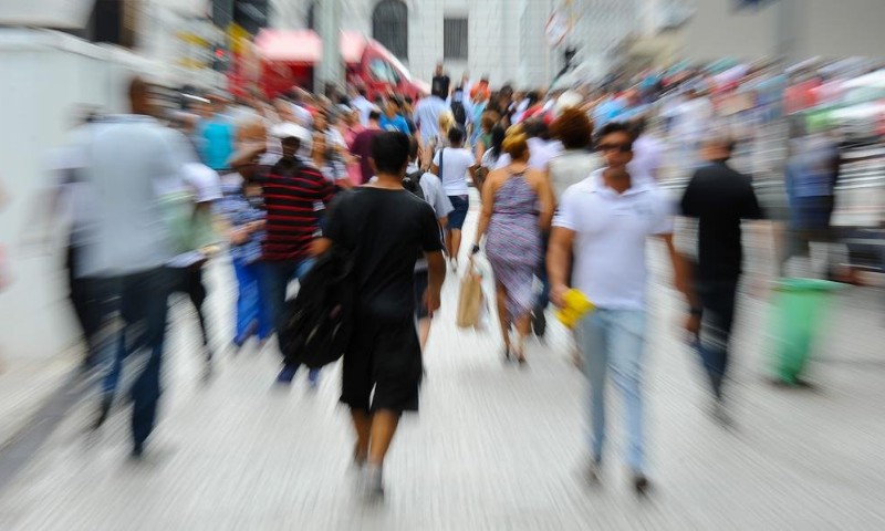 Estimativa da população do Brasil passa de 210 milhões, diz IBGE
