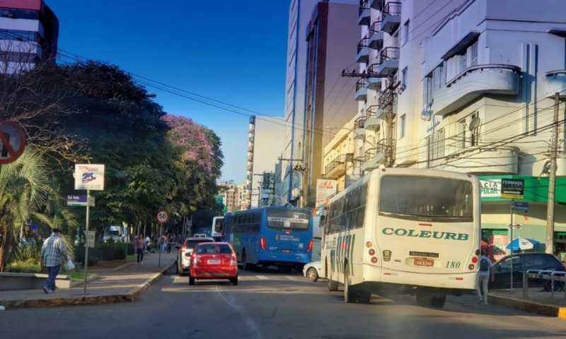 Frota em circulação aumenta quase 40 mil veículos nos últimos dez anos em Passo Fundo