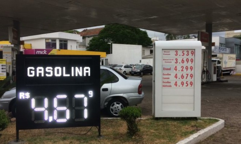 Preço do cálculo do ICMS sobe no RS e gasolina fica mais cara