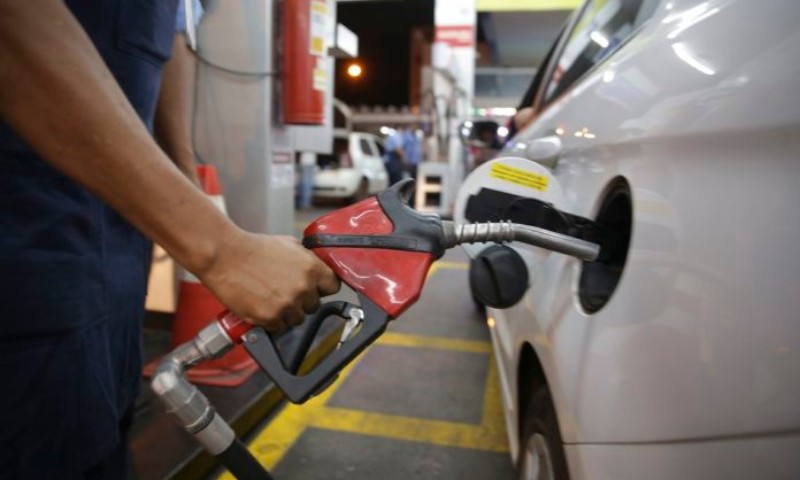 EUA x Irã: crise pode afetar preço de combustíveis, afirmam especialistas