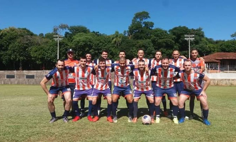 FUTEBOL: Sevila FC de Vila Maria vence jogando Passo Fundo