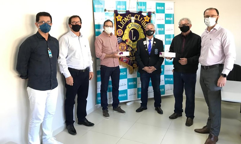 Lions Clube Internacional doa 50 exames de Covid-19 ao HCR