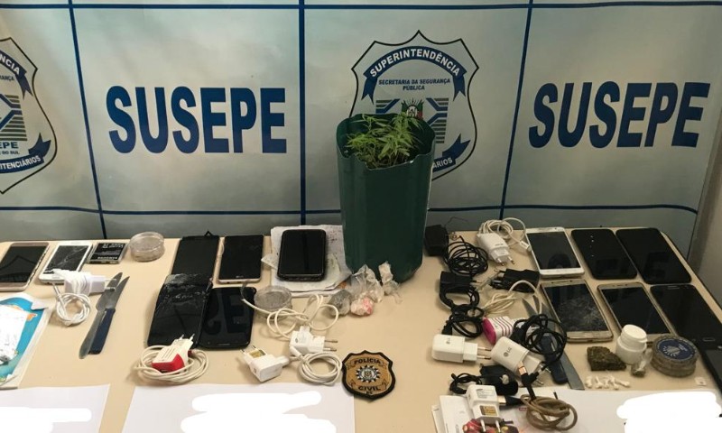 Polícia Civil apreende grande quantidade de drogas e celulares no Presídio de Passo Fundo