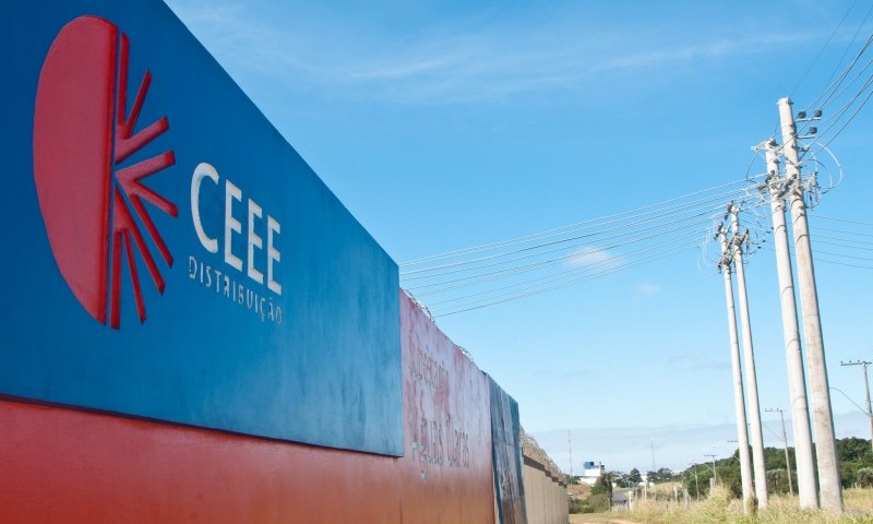 Governo publica edital de privatização da CEEE-D