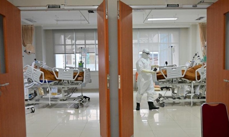 Expectativa de vida no Brasil deve cair até 2 anos por causa da Covid-19