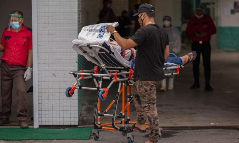 COVID-19: Amazonas decreta toque de recolher e suspende transporte coletivo