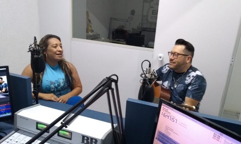 NOVIDADE: Programa SEXTOU com Jana Rodrigues estreou na Vila Maria FM