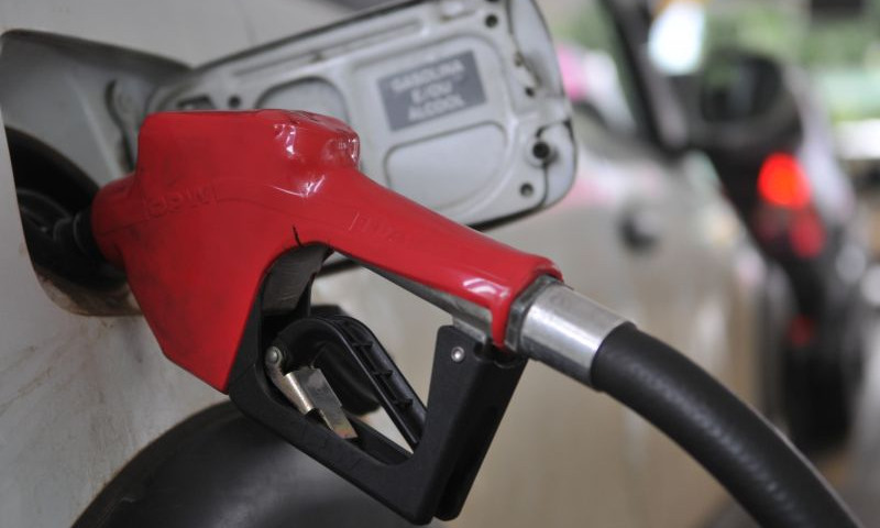 ECONOMIA: Preços do diesel e da gasolina sobem pela 11ª semana seguida